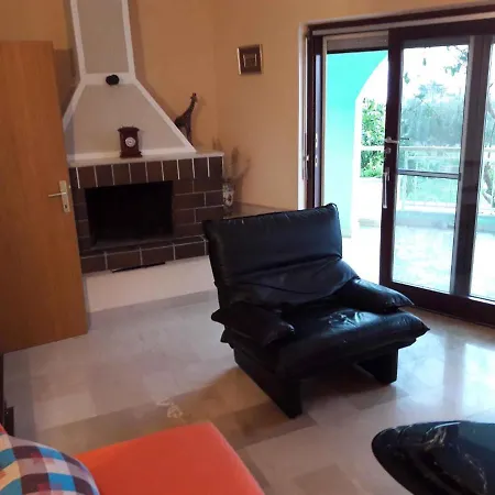 דירה In Kozin *